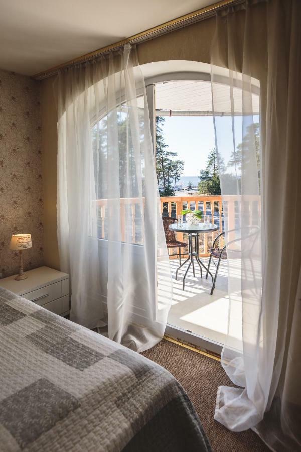 Karle Hotel Vitrupe ภายนอก รูปภาพ