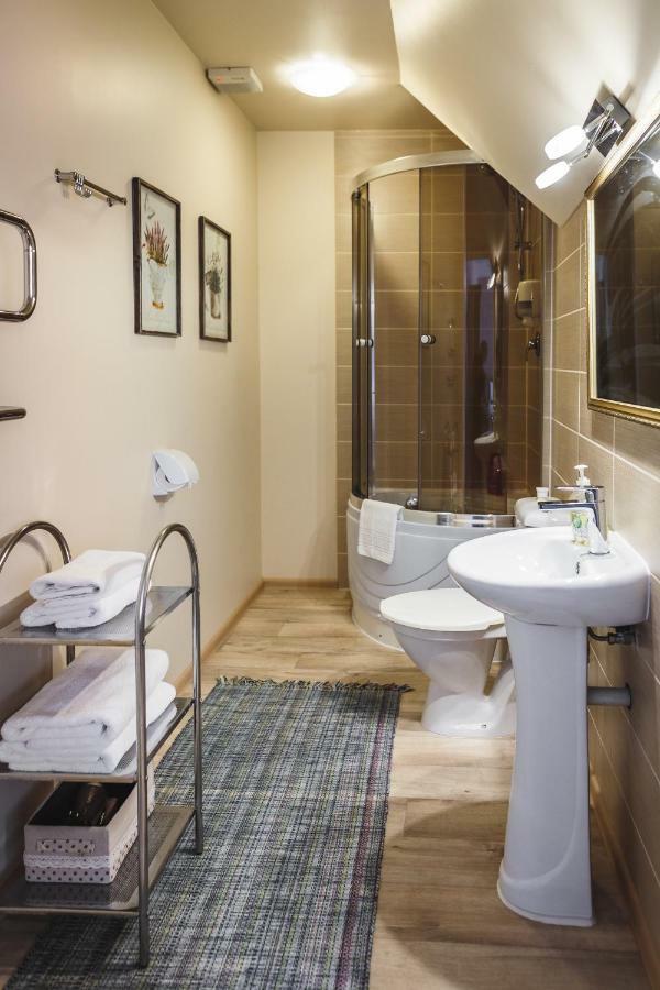 Karle Hotel Vitrupe ภายนอก รูปภาพ